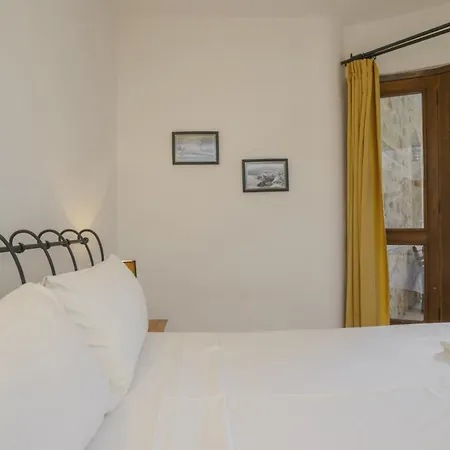 With Garden Shared Pool - 4 Min From 度假居 *
