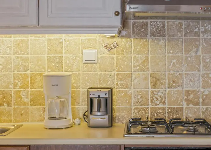 With Garden Shared Pool - 4 Min From Feriehus Kalkan