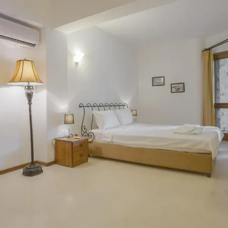 With Garden Shared Pool - 4 Min From Holiday home Kalkan