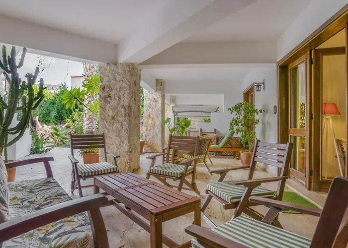 With Garden Shared Pool - 4 Min From 度假居 *